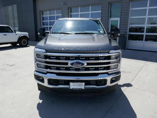 2024 Ford F-350 Lariat Super Duty