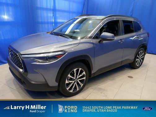 2022 Toyota Corolla Cross XLE