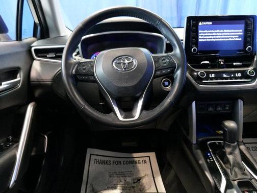 2022 Toyota Corolla Cross XLE