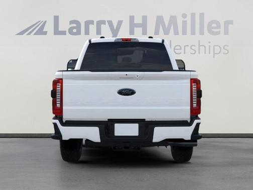 2025 Ford F-350 Lariat Super Duty