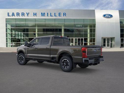 2025 Ford F-350 Lariat Super Duty