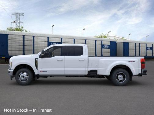2025 Ford F-350 Lariat Super Duty