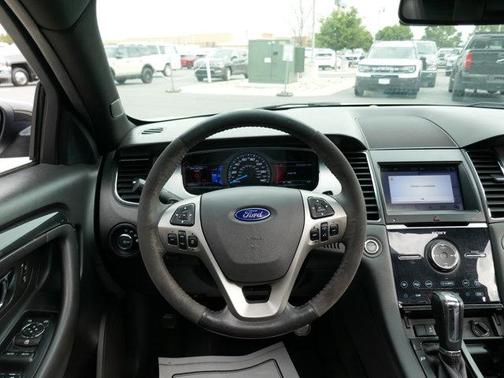 2016 Ford Taurus SHO