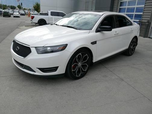 2016 Ford Taurus SHO