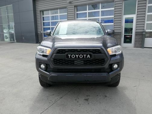 2018 Toyota Tacoma SR5