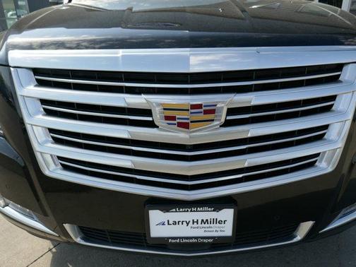 2019 Cadillac Escalade ESV Platinum