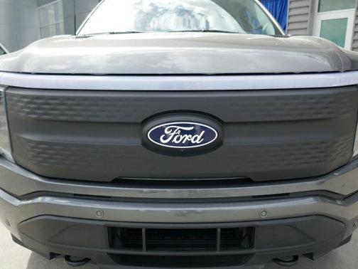 2024 Ford F-150 Lightning Flash