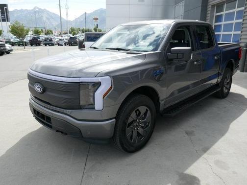 2024 Ford F-150 Lightning Flash