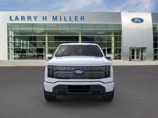 2025 Ford F-150 Lightning LARIAT
