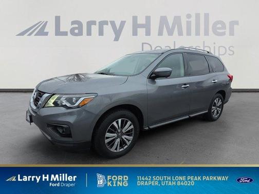 2019 Nissan Pathfinder SL