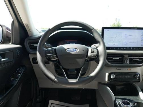 2023 Ford Escape Platinum