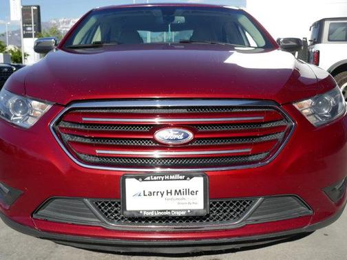 2016 Ford Taurus Limited