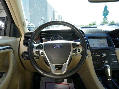 2016 Ford Taurus Limited