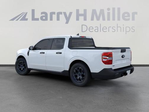 Oxford White 2026 Ford Maverick XLT