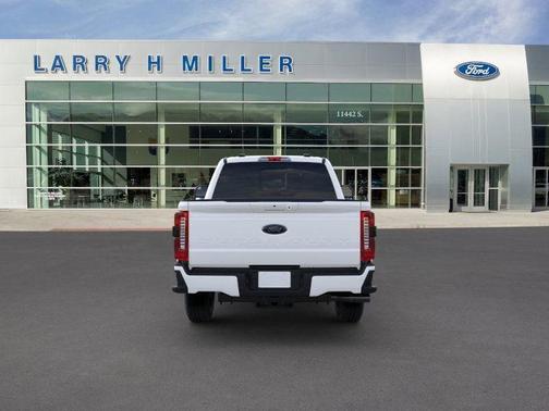 2025 Ford F-350 Lariat Super Duty