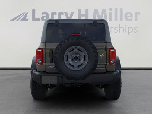 2025 Ford Bronco Base