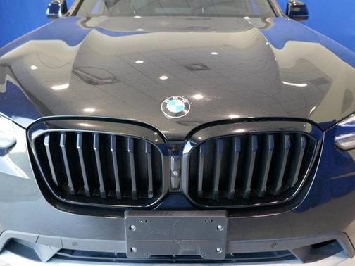 2023 BMW X4 xDrive30i