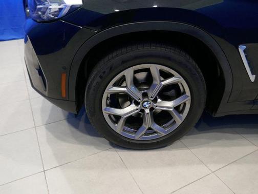 2023 BMW X4 xDrive30i