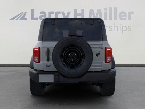 Avalanche Gray 2026 Ford Bronco Big Bend
