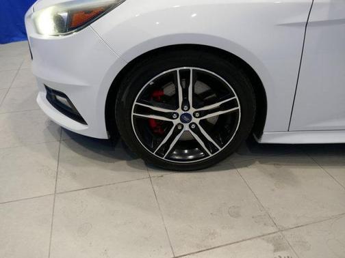 2017 Ford Focus ST Base