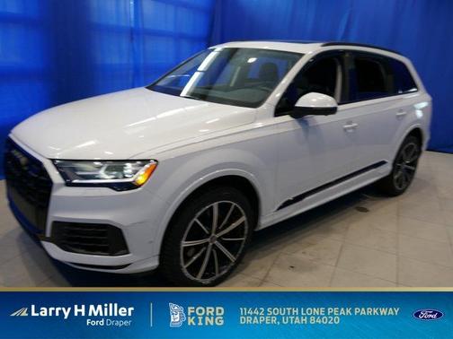2022 Audi Q7 55 Premium Plus