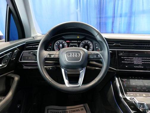 2022 Audi Q7 55 Premium Plus