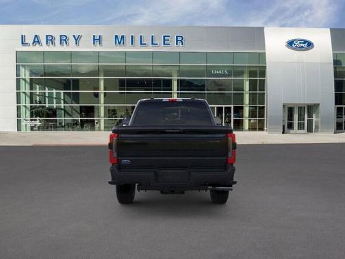 2025 Ford F-350 Platinum