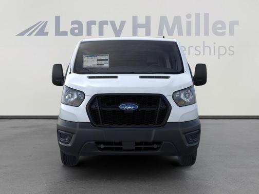 2025 Ford Transit-150 XL
