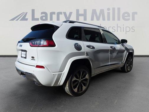 2019 Jeep Cherokee Overland