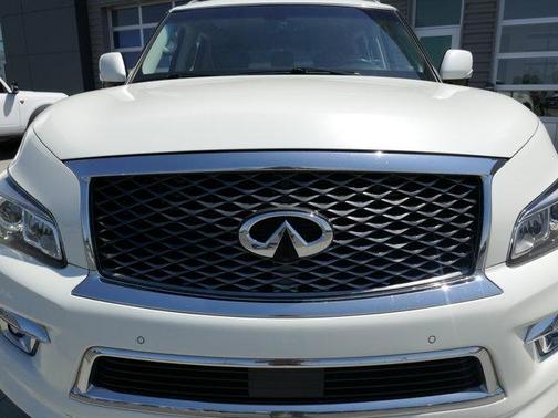 2015 INFINITI QX80 Base