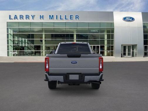 2025 Ford F-350 XLT