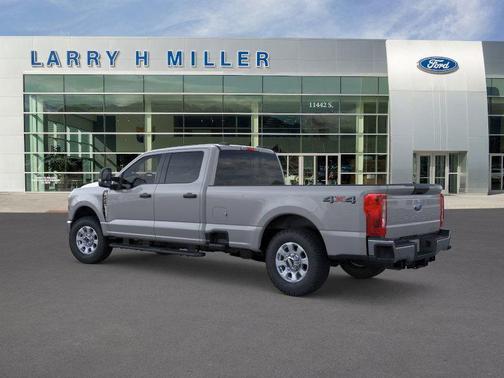 2025 Ford F-350 XLT
