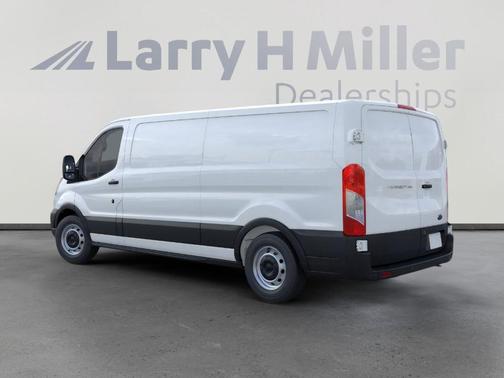 2025 Ford Transit-250