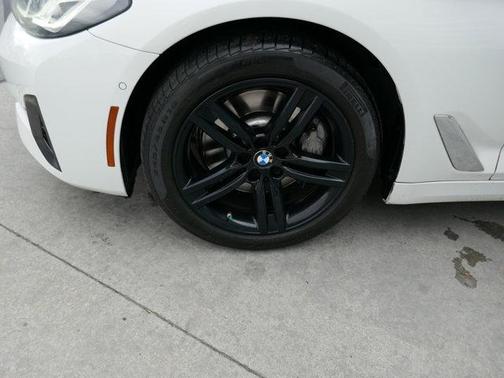 2021 BMW 530 i