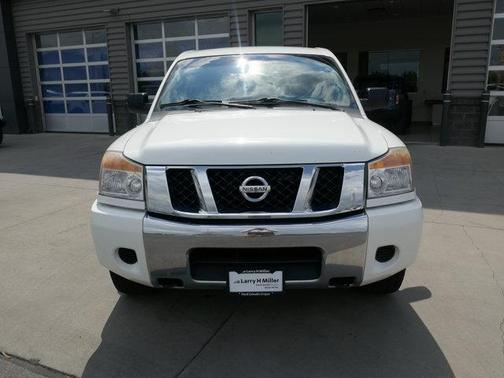 2009 Nissan Titan SE Crew Cab