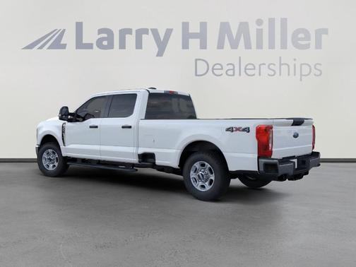 Oxford White 2026 Ford F-350 XLT
