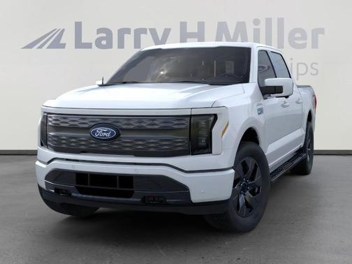 2025 Ford F-150 Lightning LARIAT