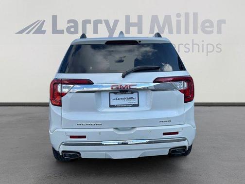 2020 GMC Acadia Denali