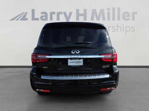 2022 INFINITI QX80 SENSORY
