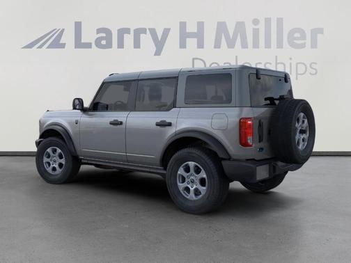 Carbonized Gray Metallic 2026 Ford Bronco Big Bend