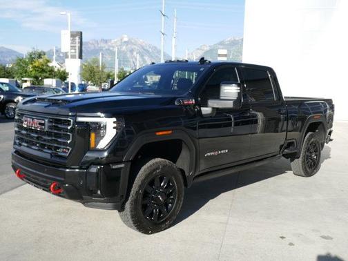 2025 GMC Sierra 3500 AT4