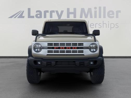 Desert Sand 2026 Ford Bronco Heritage Edition