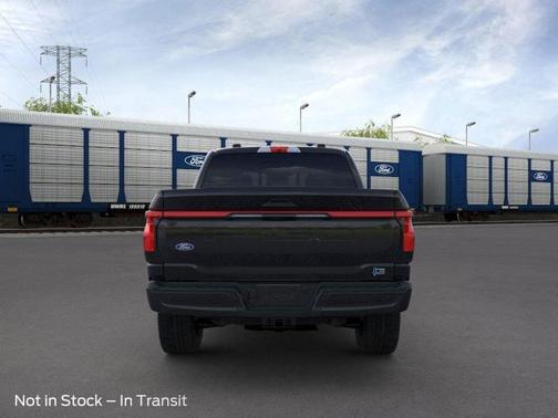 2025 Ford F-150 Lightning LARIAT