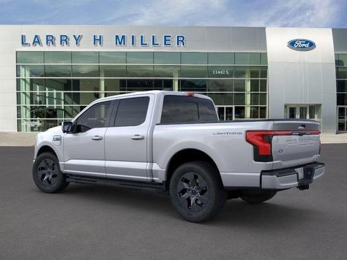 2025 Ford F-150 Lightning LARIAT