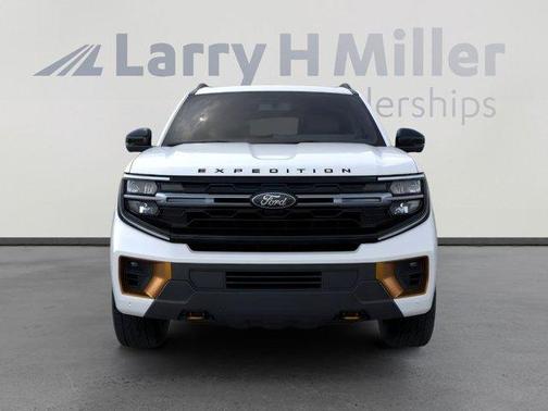 Star White 2026 Ford Expedition Tremor