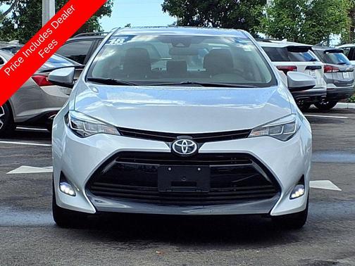 Classic Silver Metallic 2018 Toyota Corolla XLE