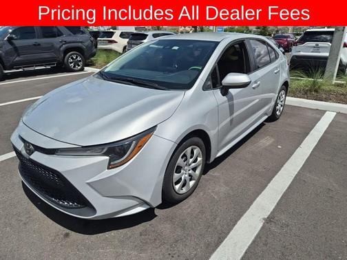 Classic Silver Metallic 2022 Toyota Corolla LE