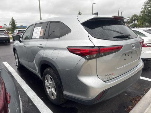 Celestial Silver Metallic 2023 Toyota Highlander Platinum