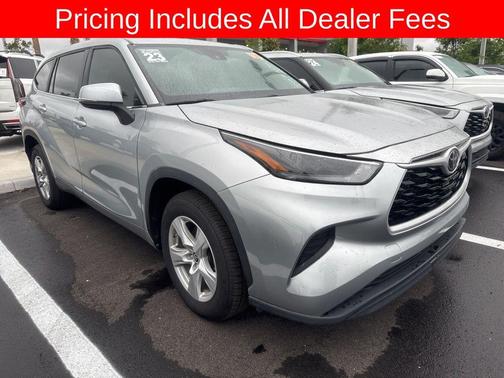 Celestial Silver Metallic 2023 Toyota Highlander Platinum