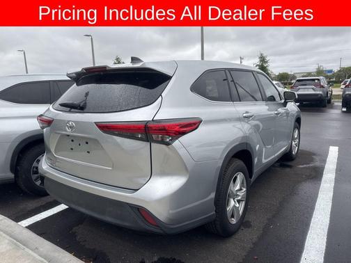 Celestial Silver Metallic 2023 Toyota Highlander Platinum